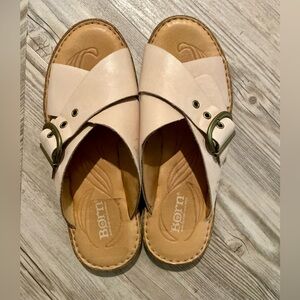 Born Women's Light Pink Crisscross Buckle Sandals